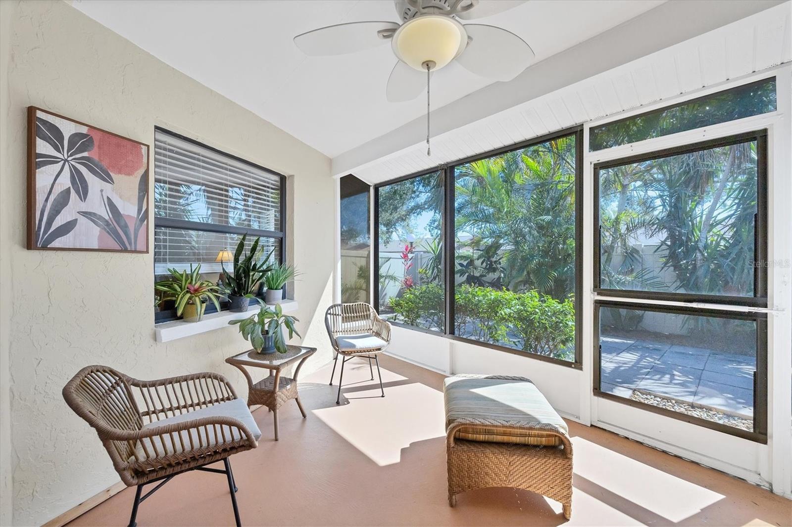 CURRY COVE - Residential