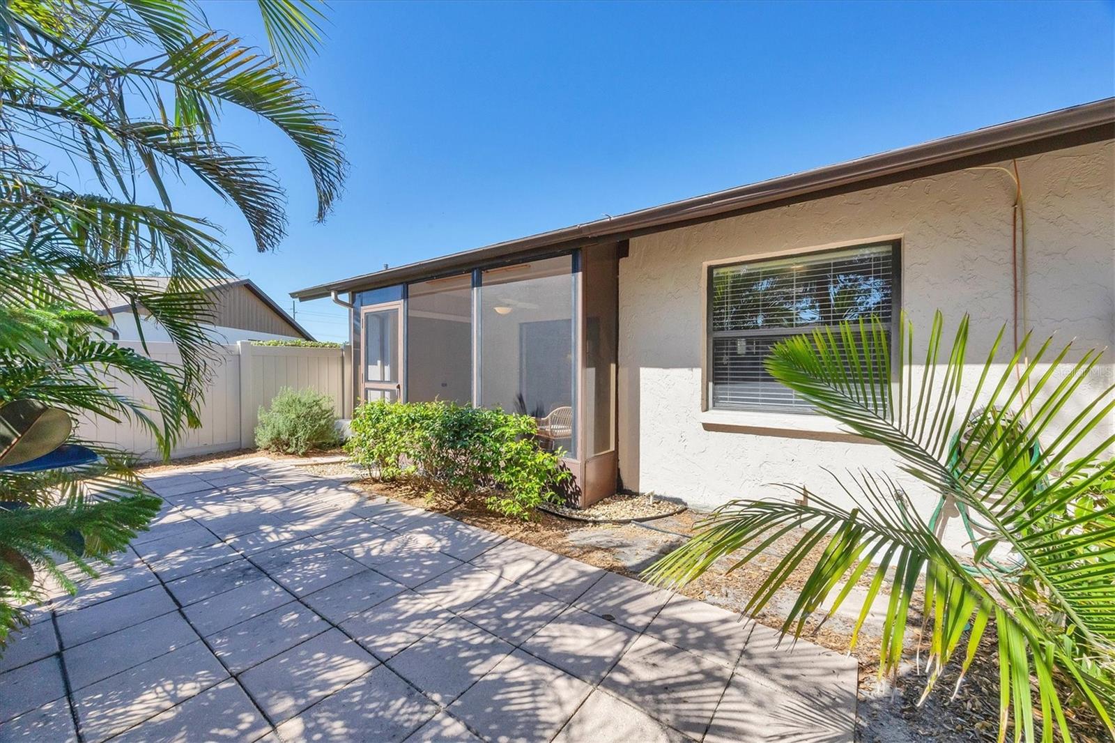 CURRY COVE - Residential
