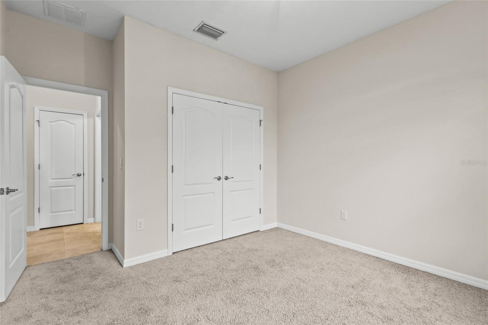 2924 ORIOLE DRIVE, SARASOTA, FL, 34243 4 2924 ORIOLE DRIVE