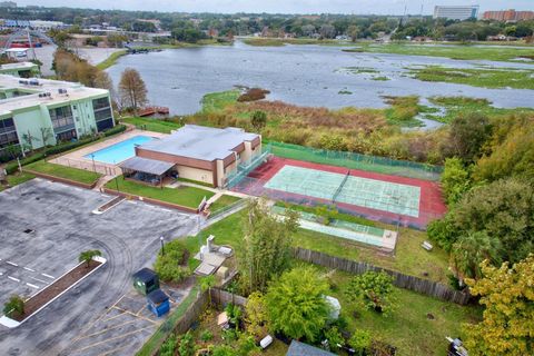 A home in LAKELAND