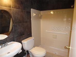 SOUTHBROOKE CONDO PH 02 - Residential Lease