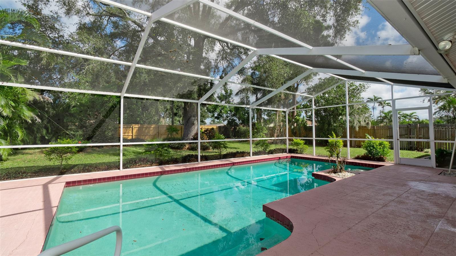 GREENVIEW REP - Residential Lease