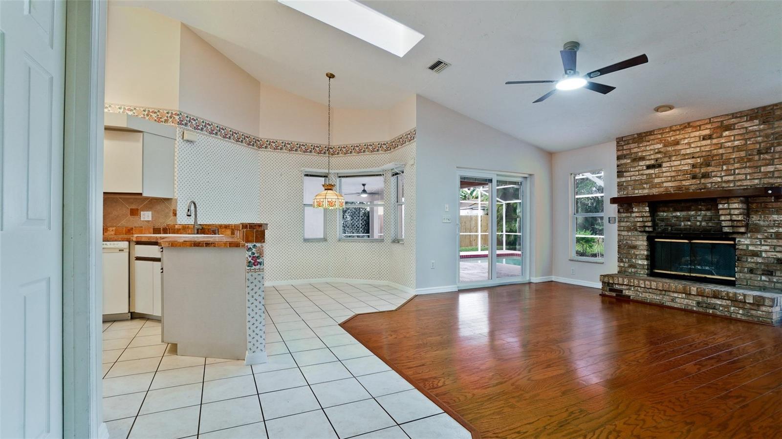 GREENVIEW REP - Residential Lease