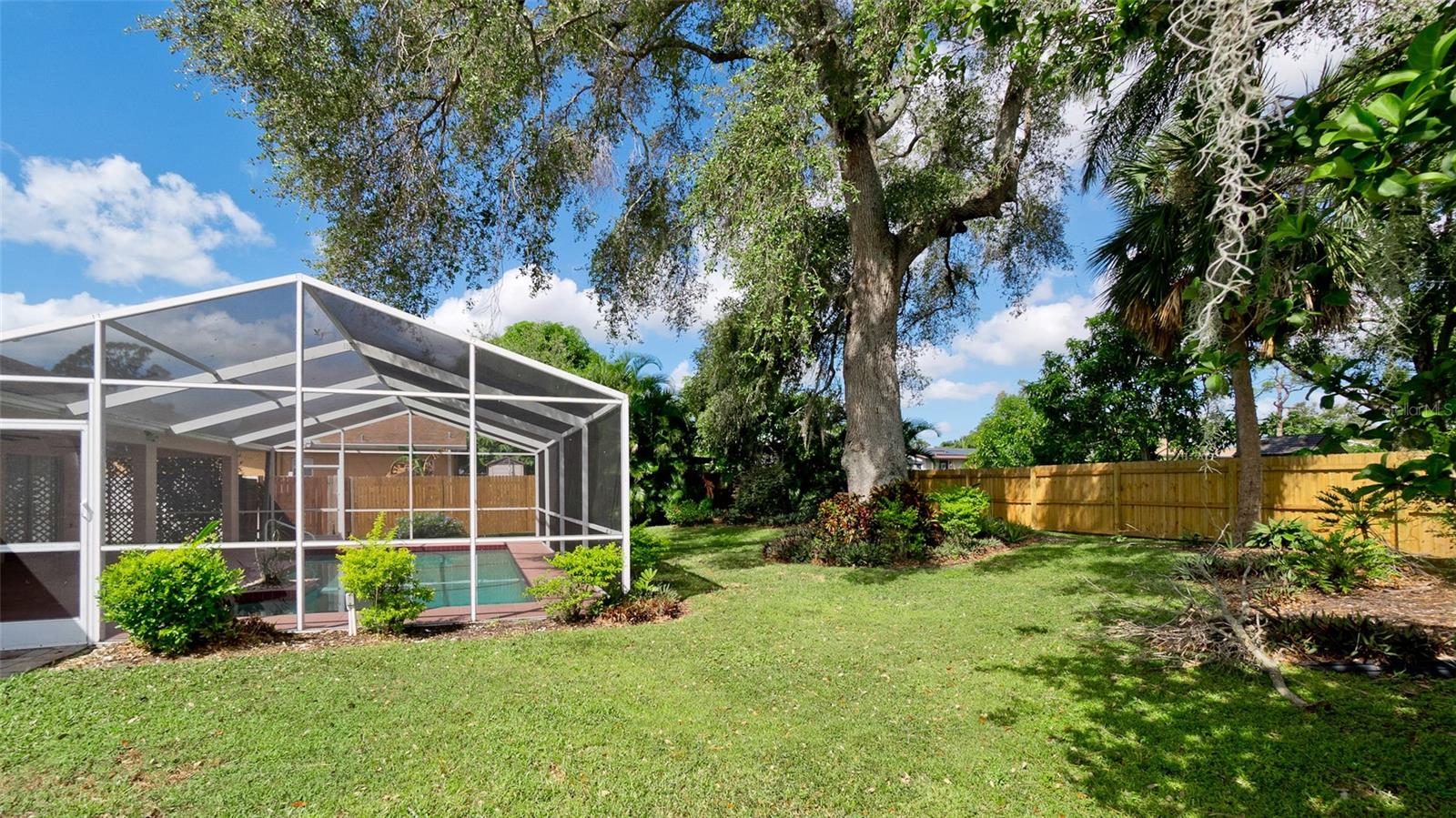 GREENVIEW REP - Residential Lease