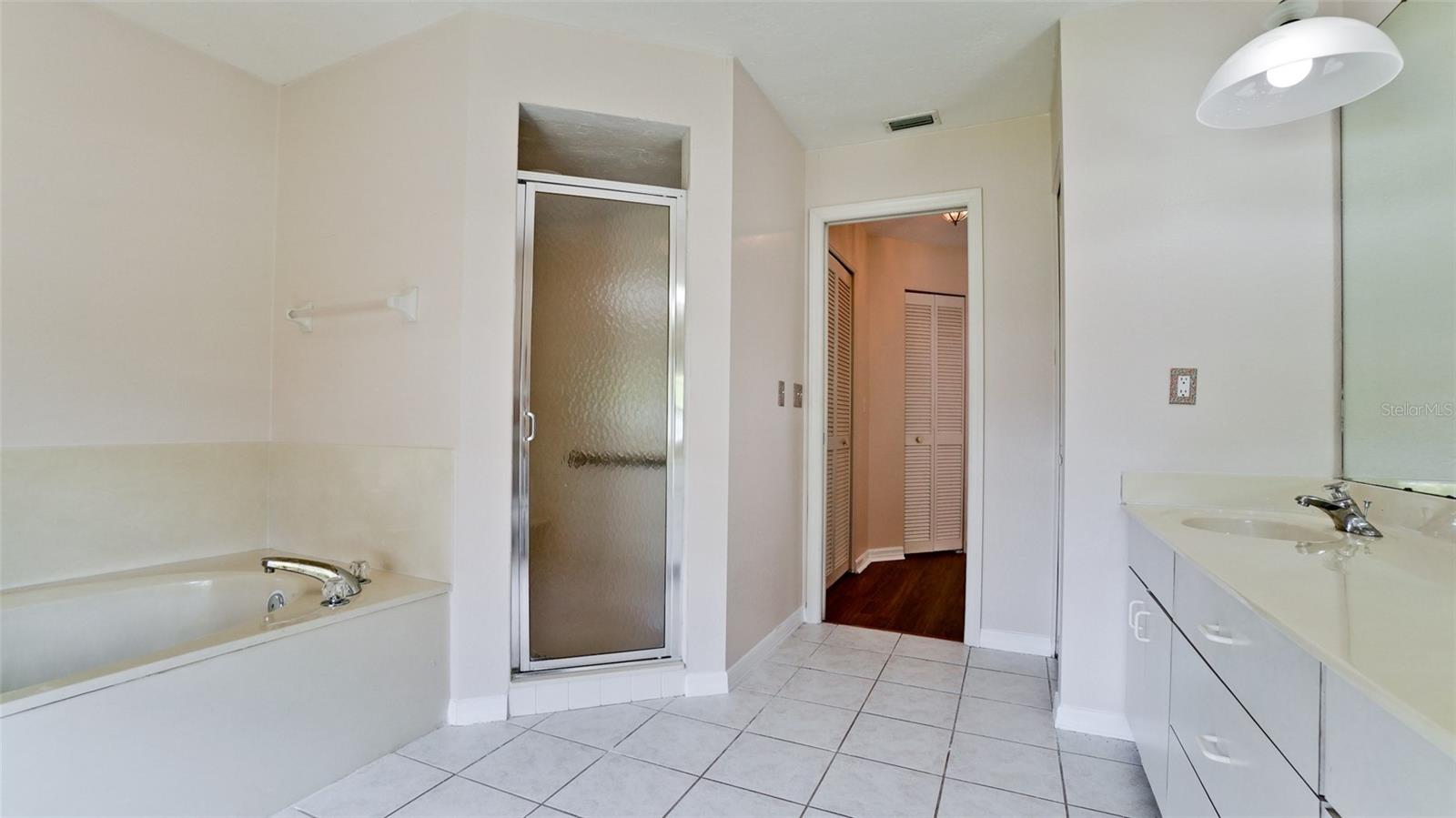 GREENVIEW REP - Residential Lease