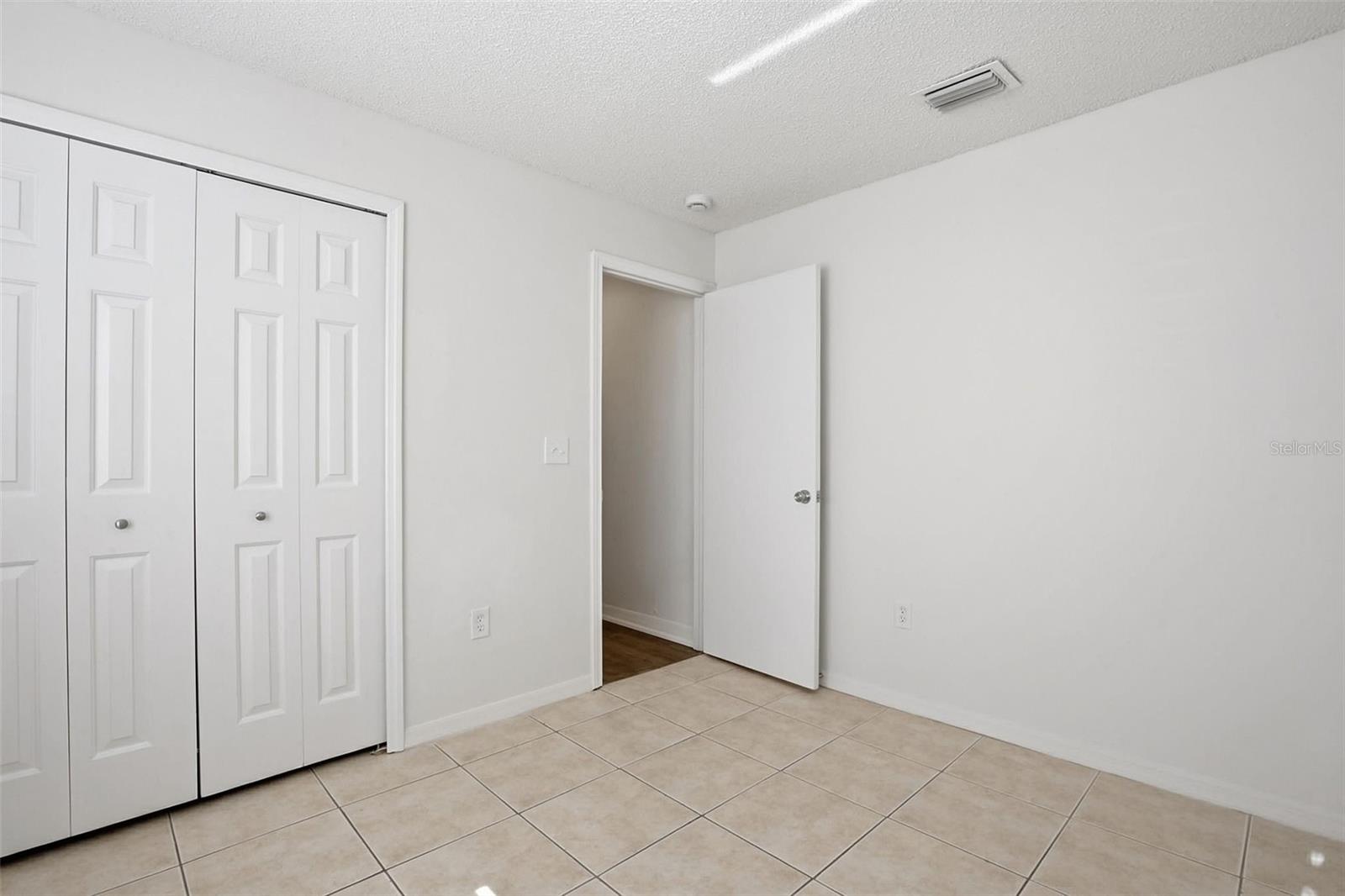 COUNTRY HILLS EAST UNIT SEVEN - Residential