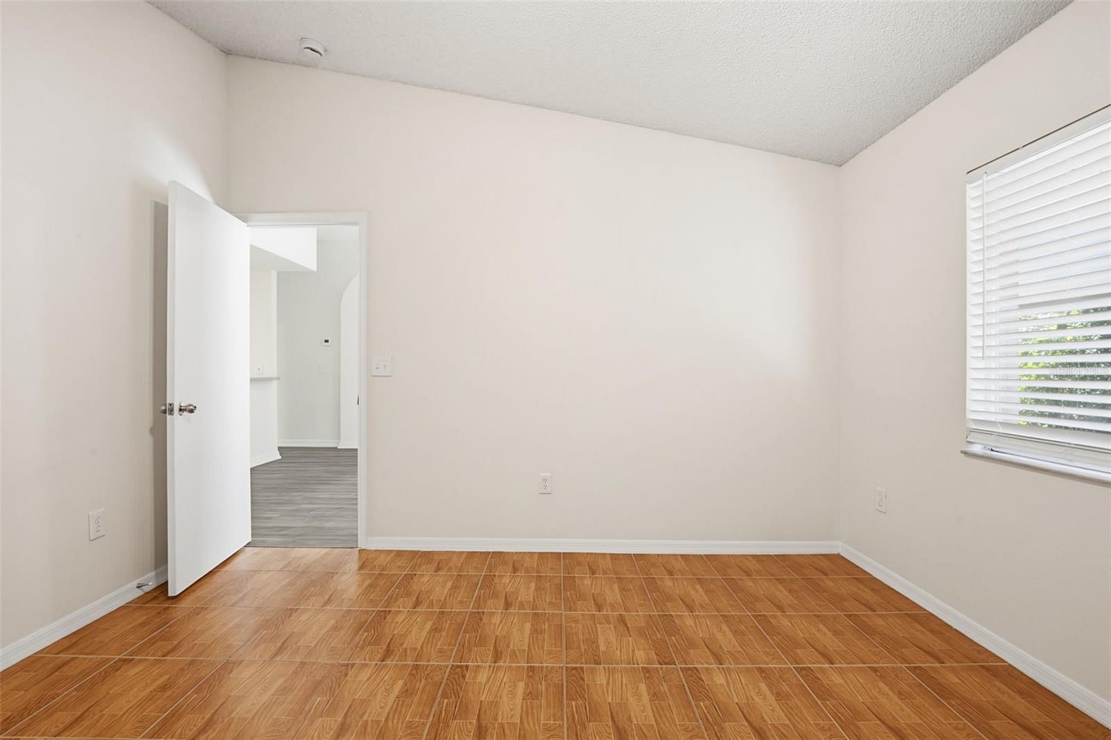 COUNTRY HILLS EAST UNIT SEVEN - Residential