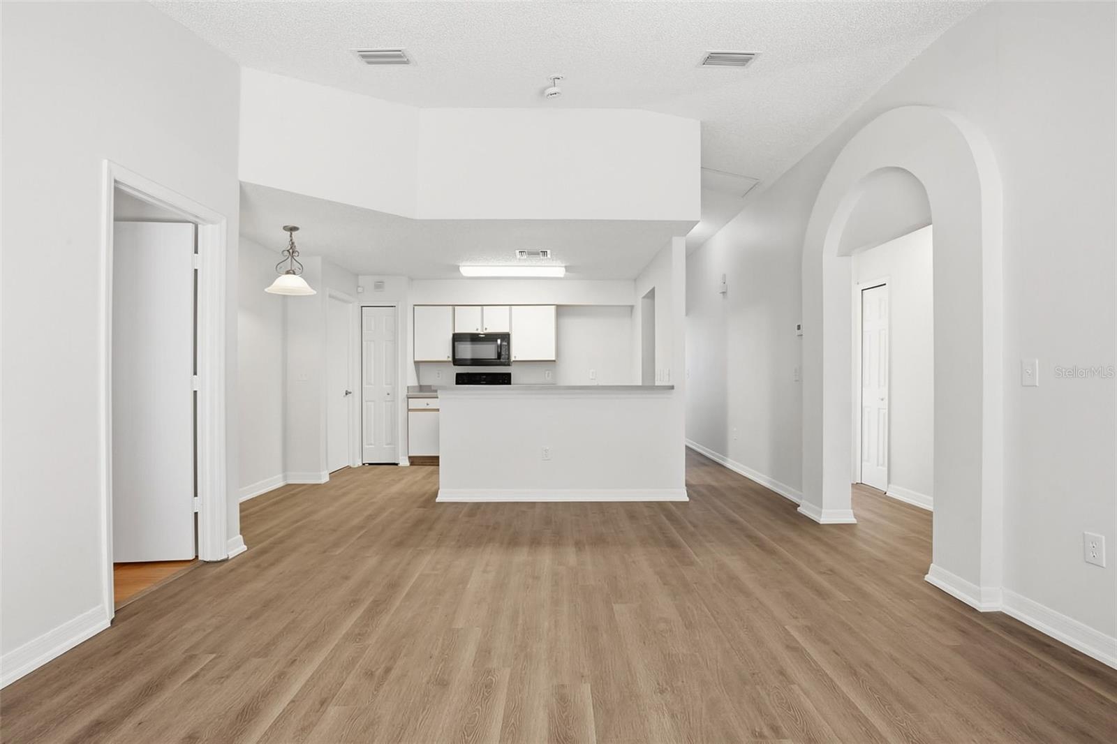 COUNTRY HILLS EAST UNIT SEVEN - Residential