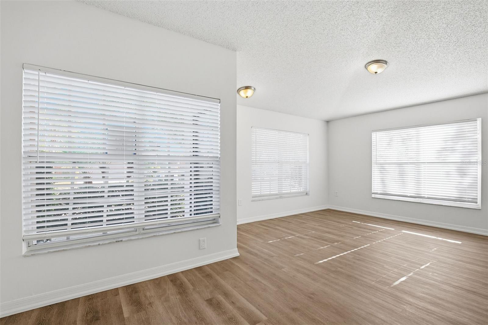 COUNTRY HILLS EAST UNIT SEVEN - Residential