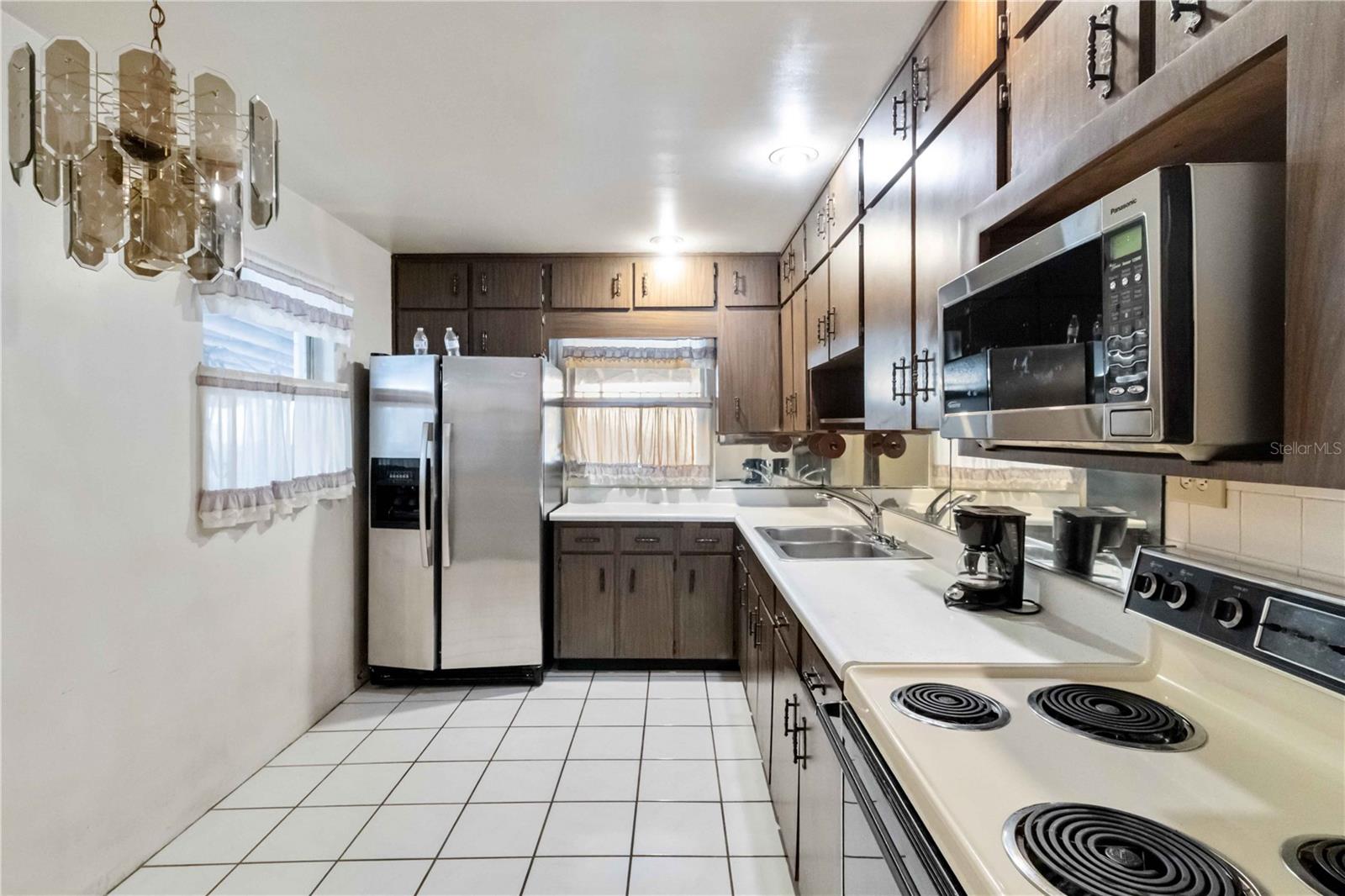 SW HILLSBOROUGH & ARMENIA, NE MLK & DM - Residential