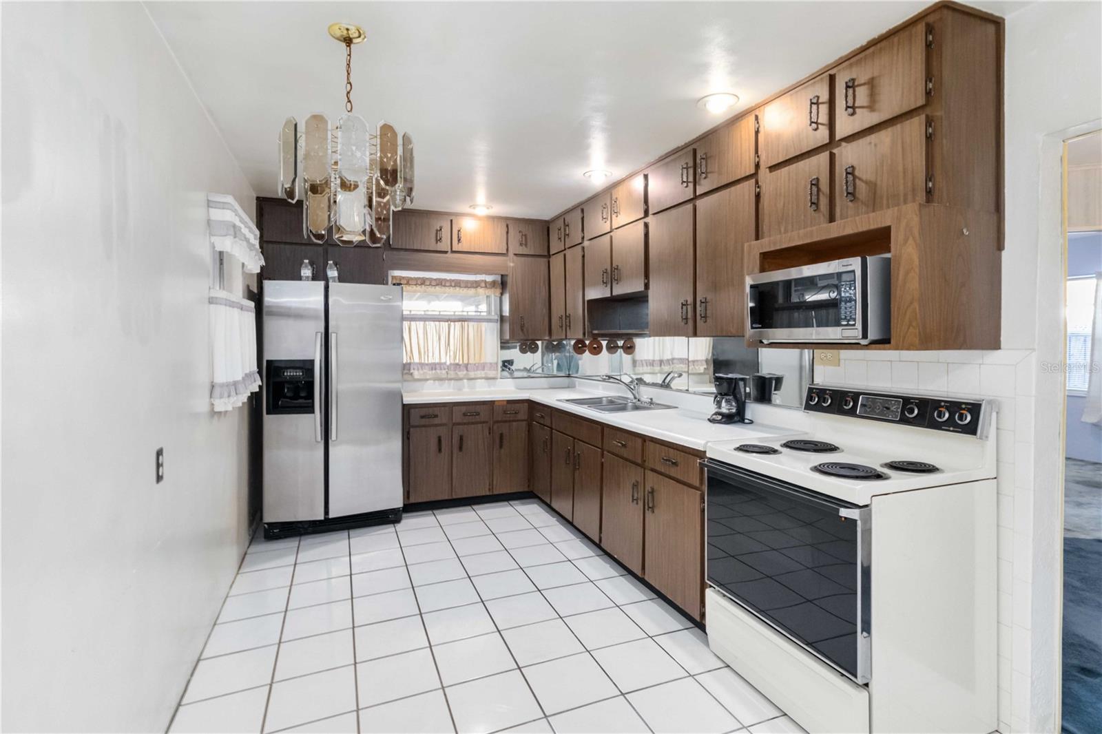 SW HILLSBOROUGH & ARMENIA, NE MLK & DM - Residential