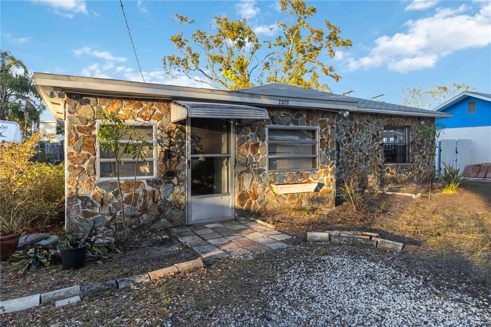 SW HILLSBOROUGH & ARMENIA, NE MLK & DM - Residential