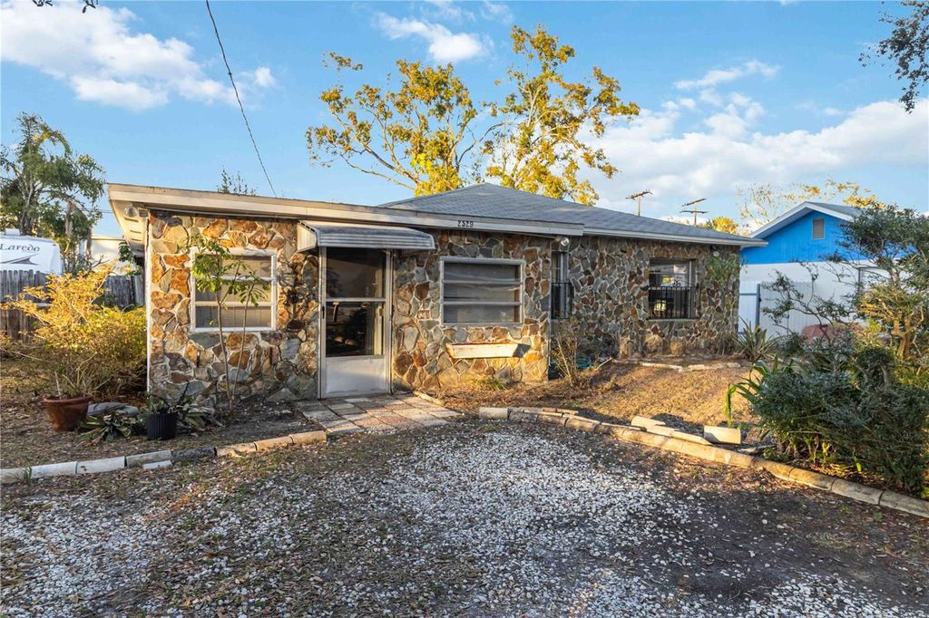 Photo of Tampa, FL 33614 (MLS # A4677515)