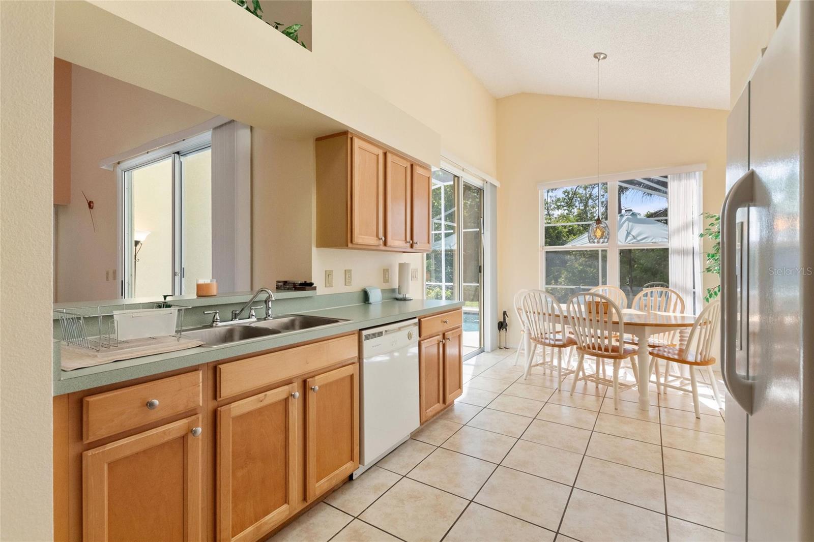 FAIRWAYS LAKE ESTATES - Residential