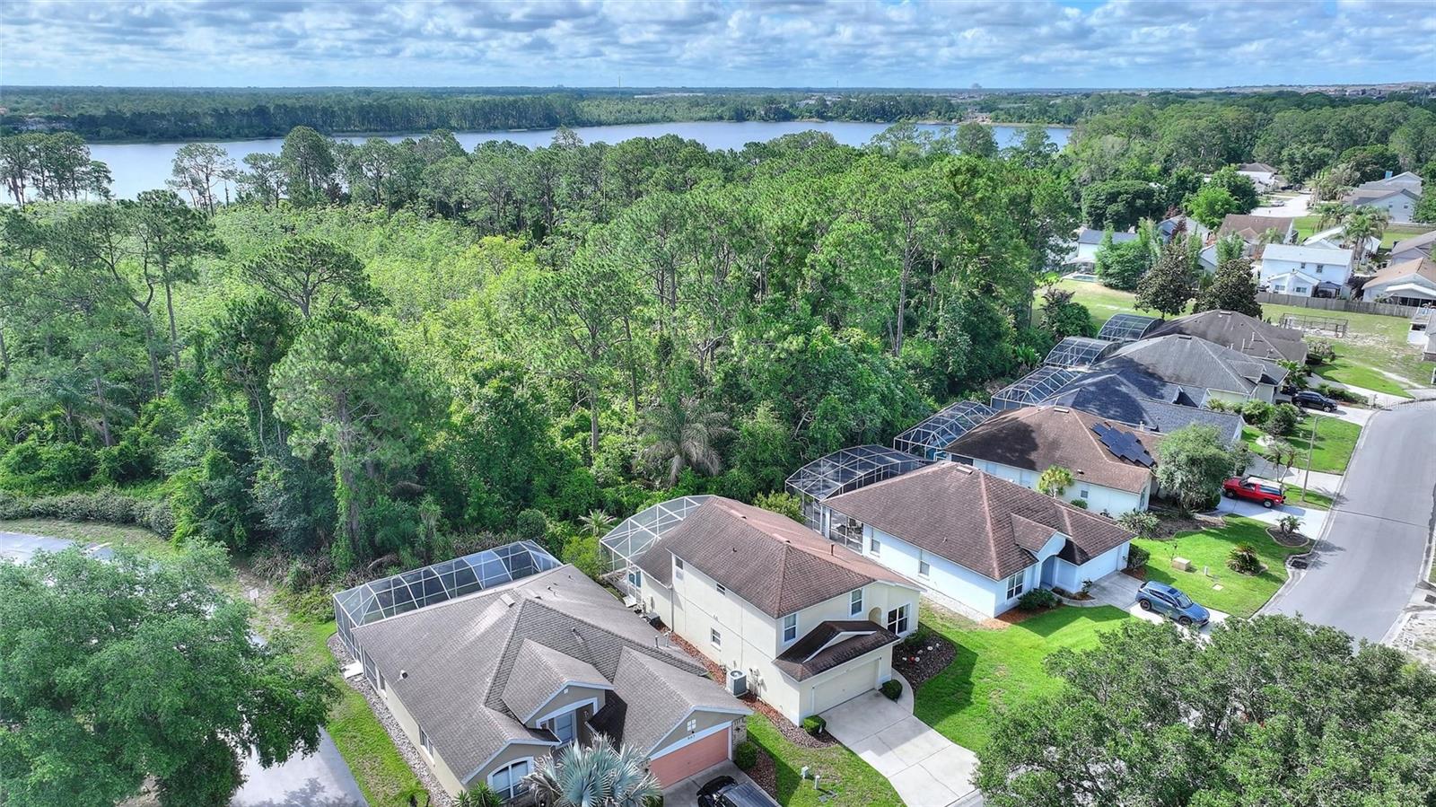 FAIRWAYS LAKE ESTATES - Residential