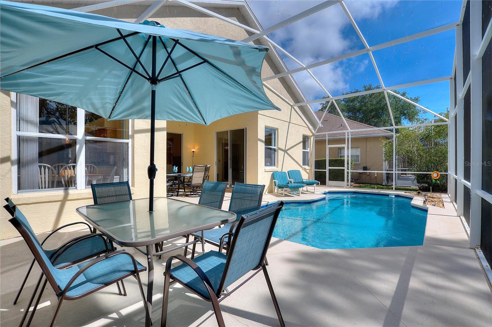 FAIRWAYS LAKE ESTATES - Residential