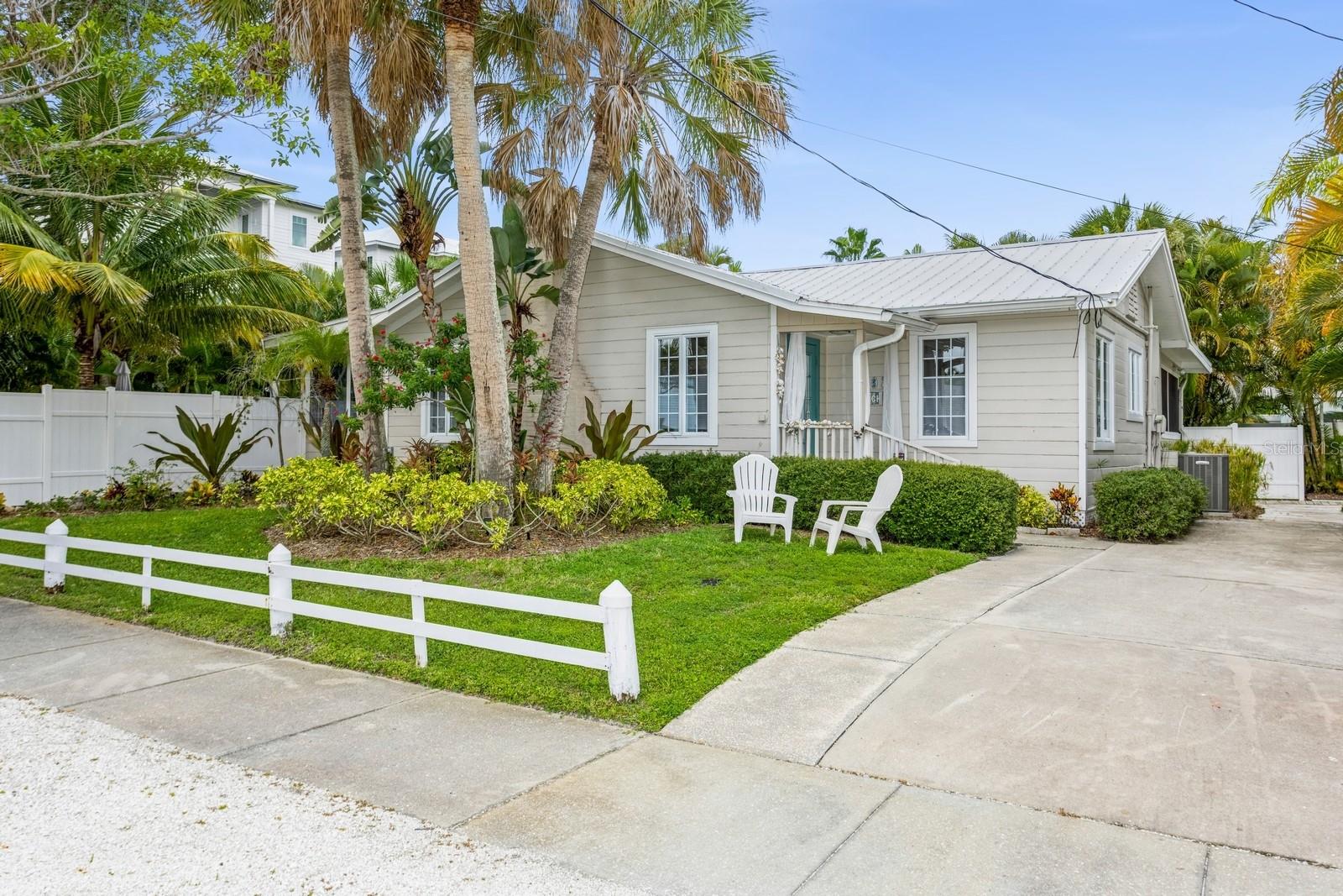 SARASOTA BEACH - Residential Income