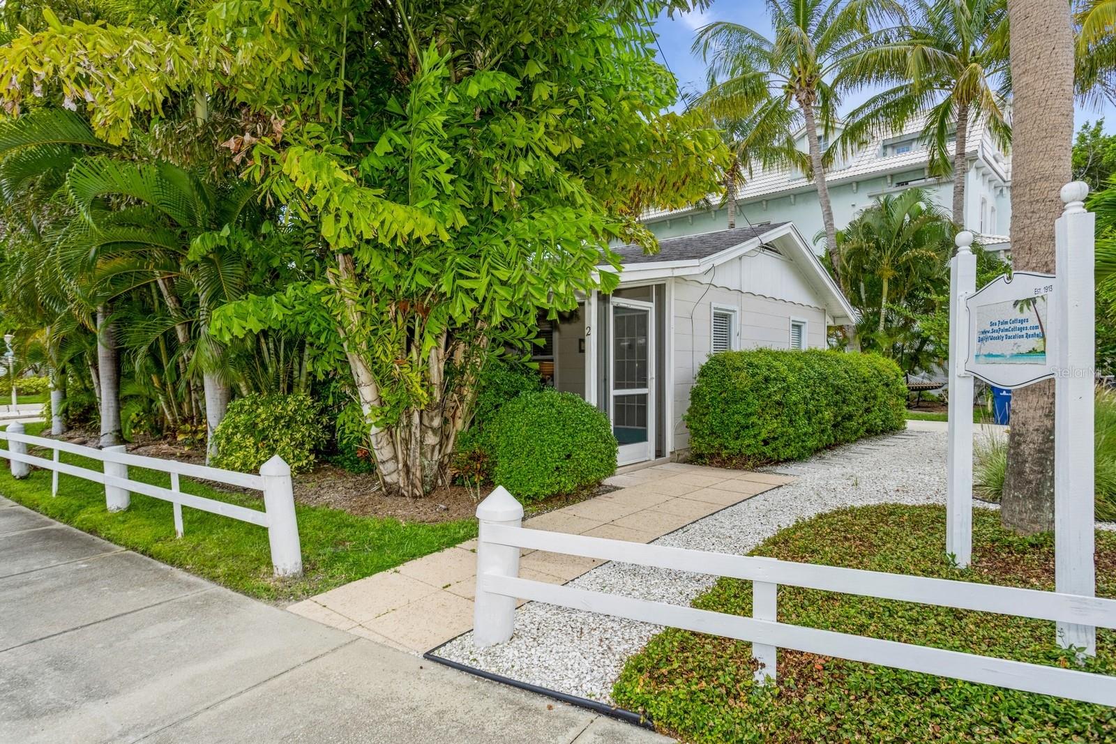 SARASOTA BEACH - Residential Income