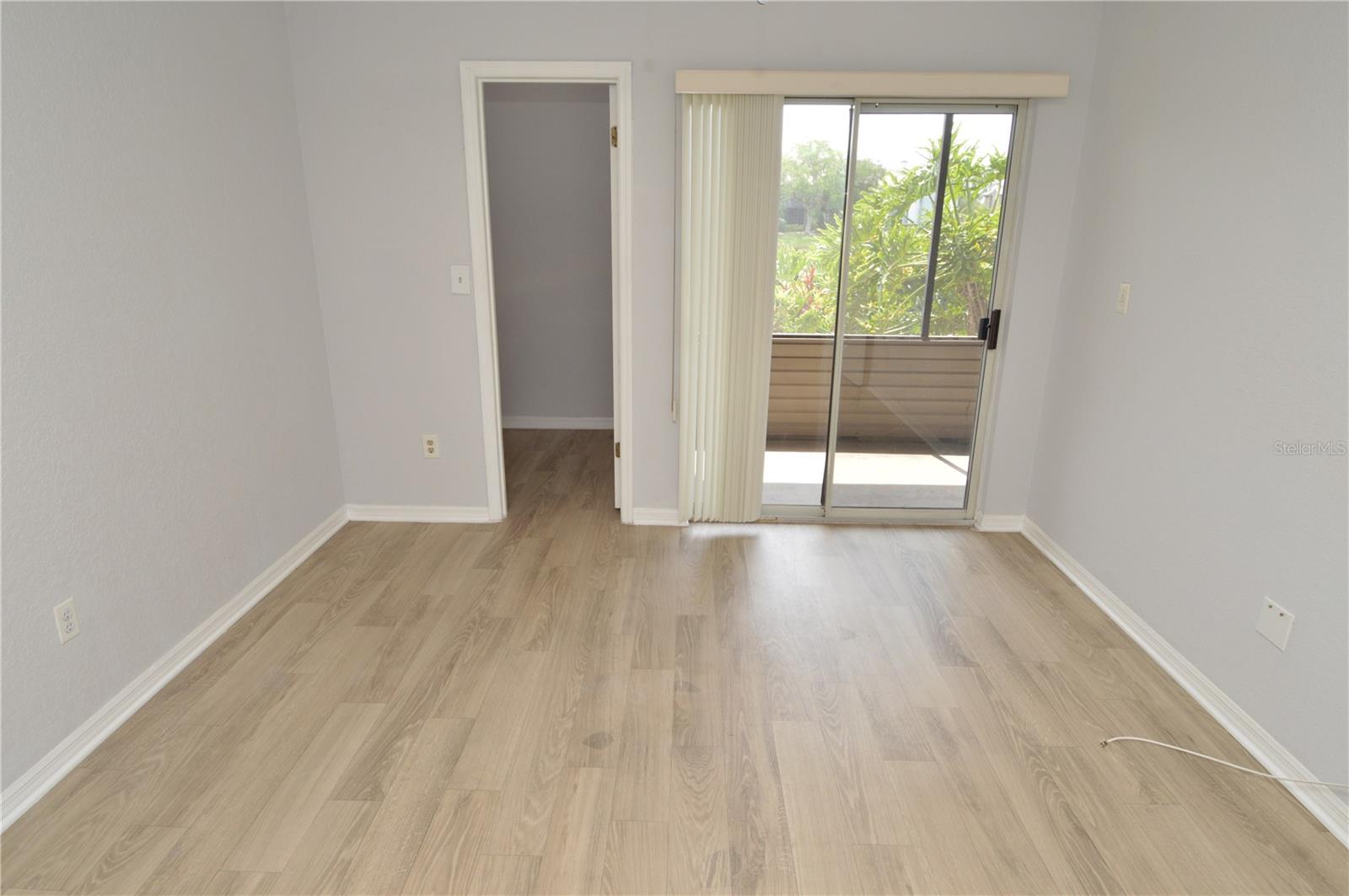 ITOPIA PRIVATE RESIDENCES CONDO - Residential Lease