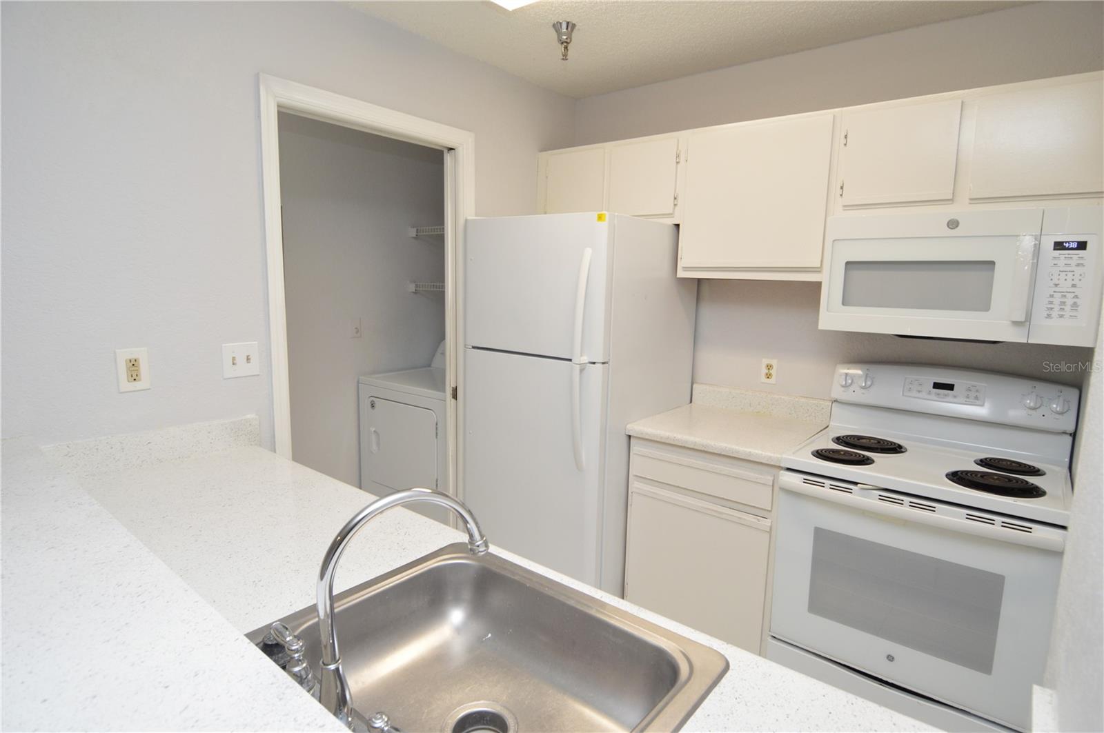 ITOPIA PRIVATE RESIDENCES CONDO - Residential Lease