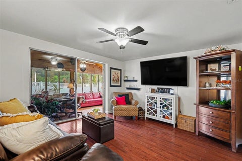 8115 N Ola Avenue, Tampa, FL 33604