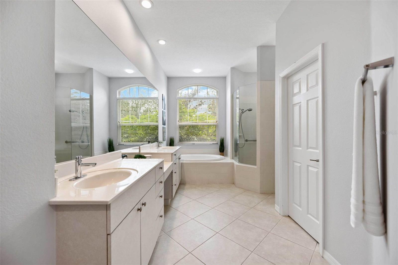 EDGEWATER VILLAGE SP B UN 1 - Residential