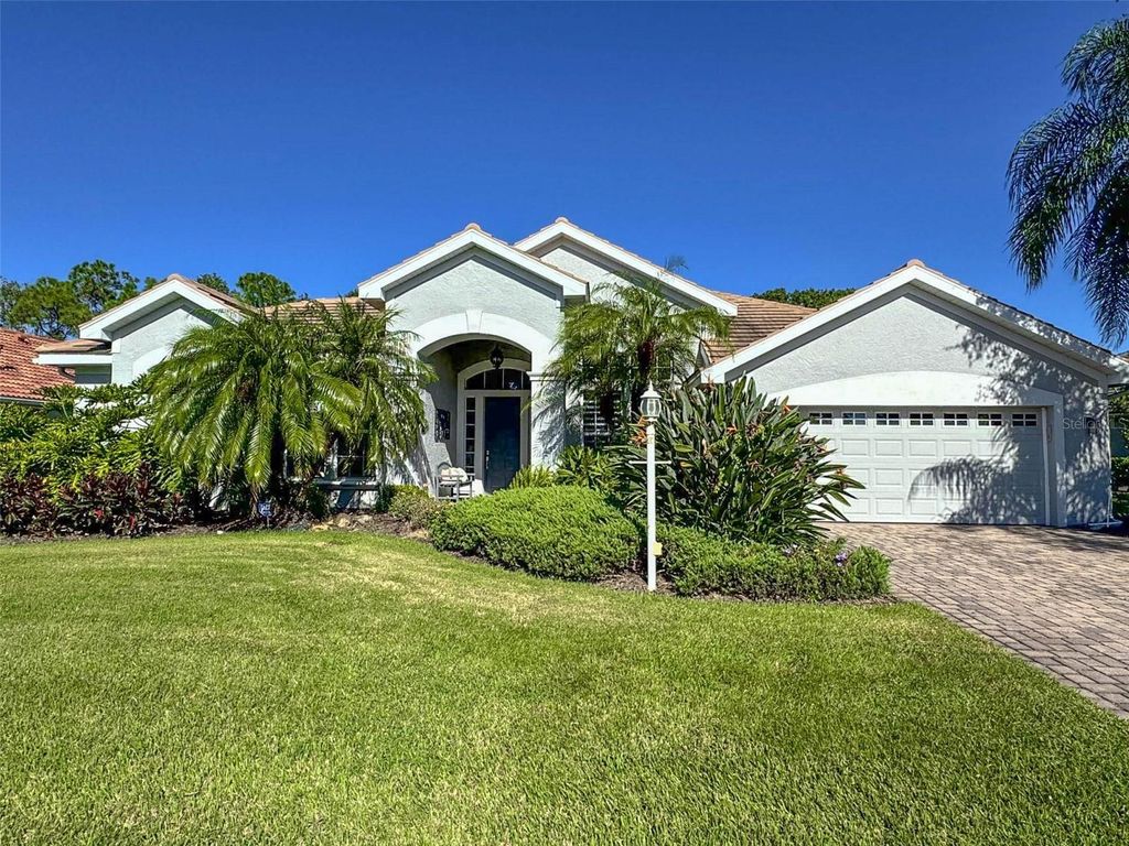 Photo of 8204 Waterview Boulevard, Lakewood Ranch, FL 34202 (MLS # A4664261)