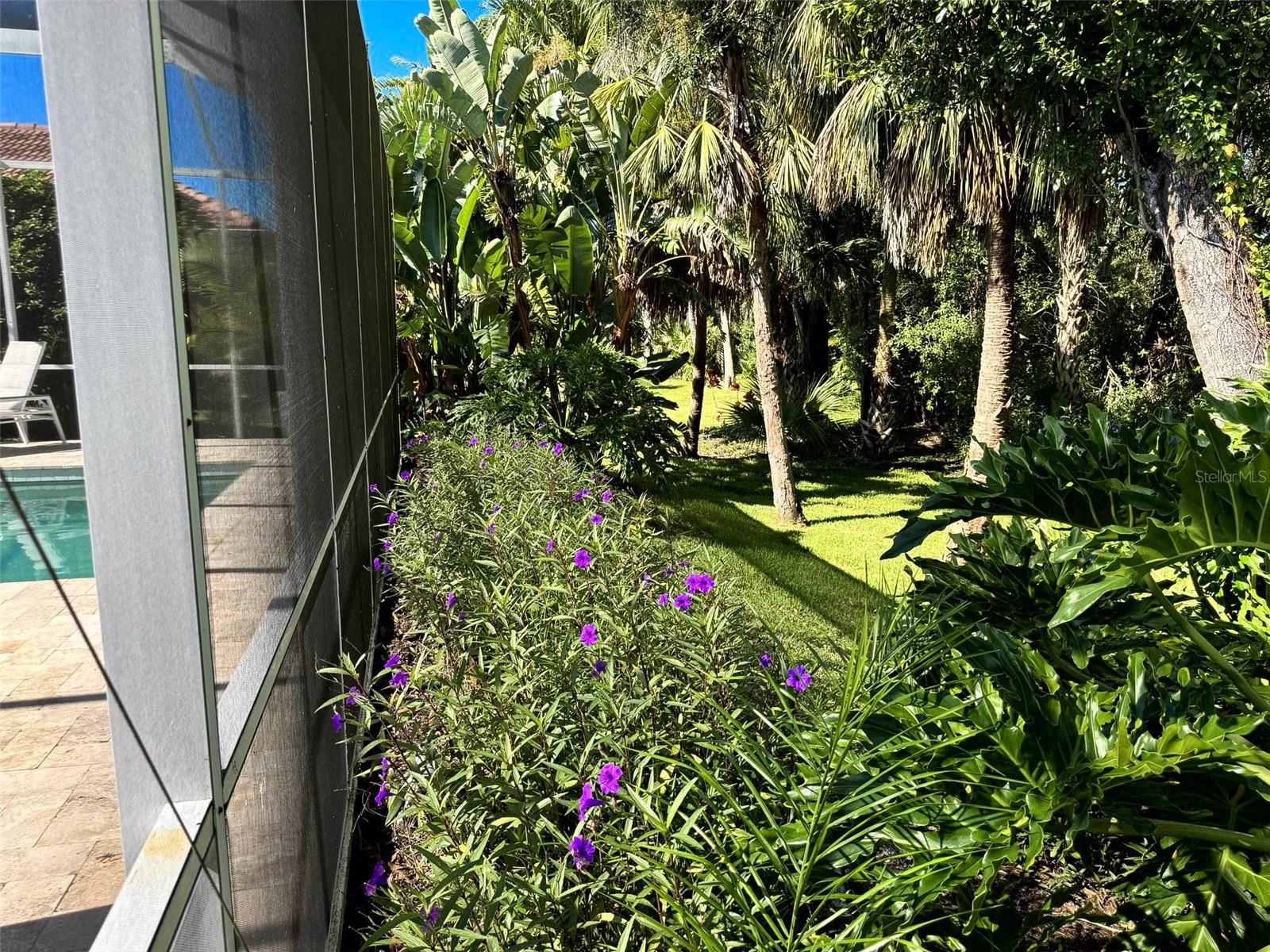 EDGEWATER VILLAGE SP B UN 1 - Residential