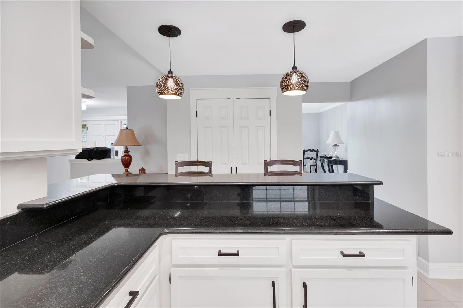 COUNTRY LAKES - Residential