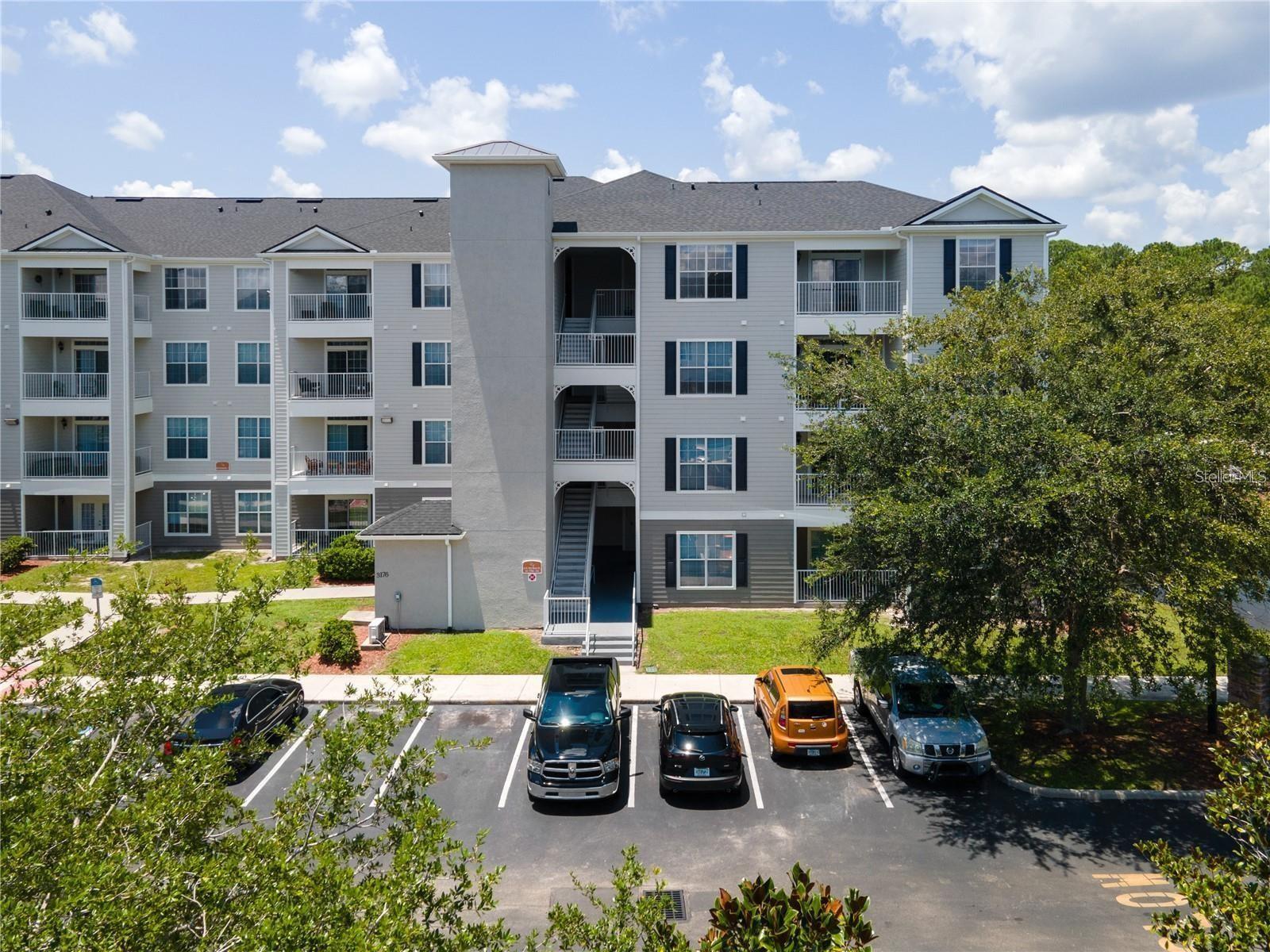 VILLAS AT SECRET LAKE CONDO - Residential