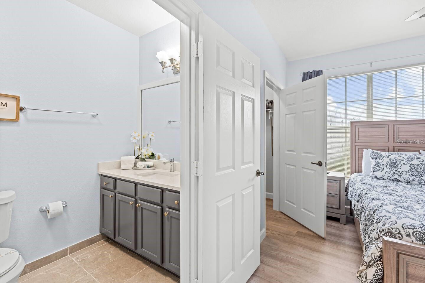 VILLAS AT SECRET LAKE CONDO - Residential