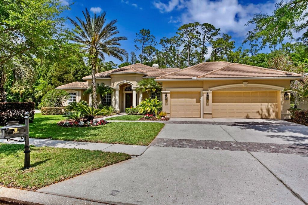 Photo of 5004 Waterkey Way, Tampa, FL 33647 (MLS # TB8367552)