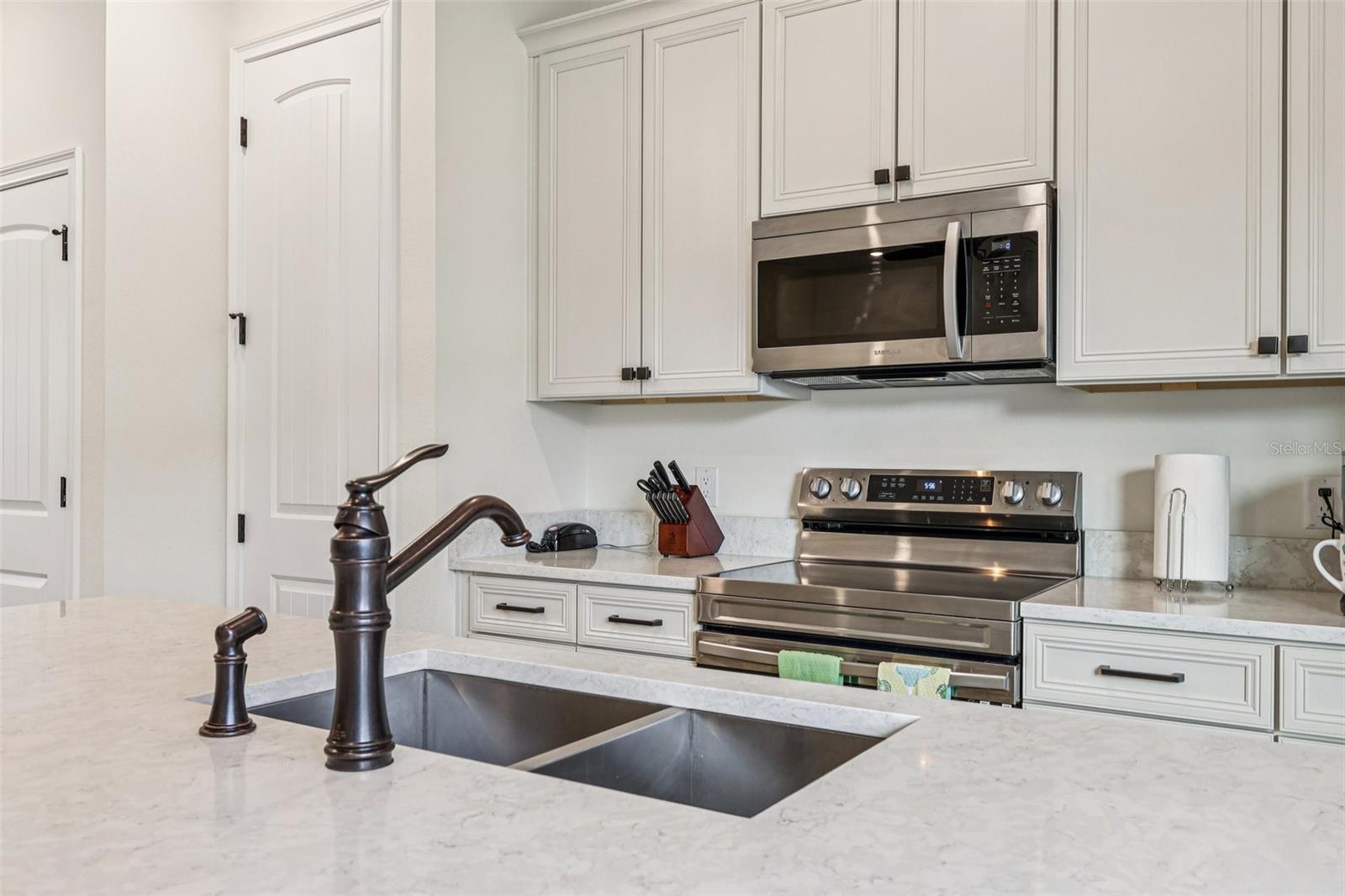 ROLLING OAKS PH 7 - Residential