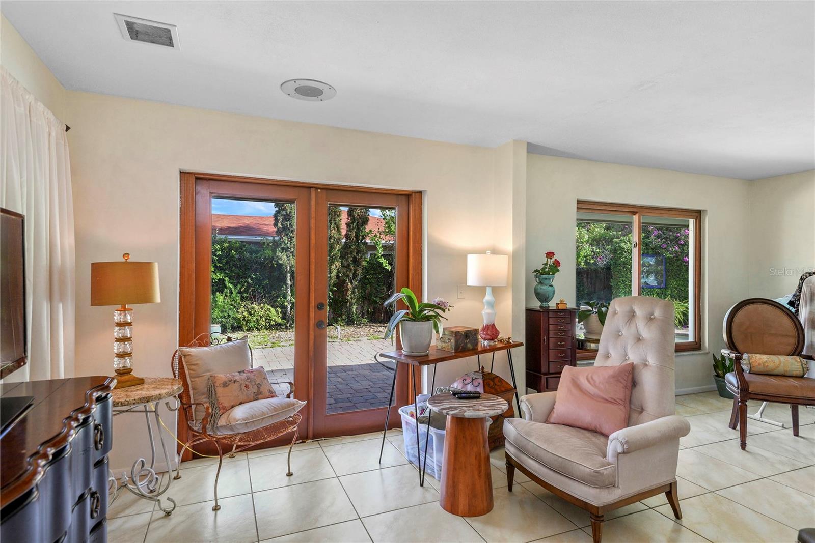 CASA ALOMA - Residential