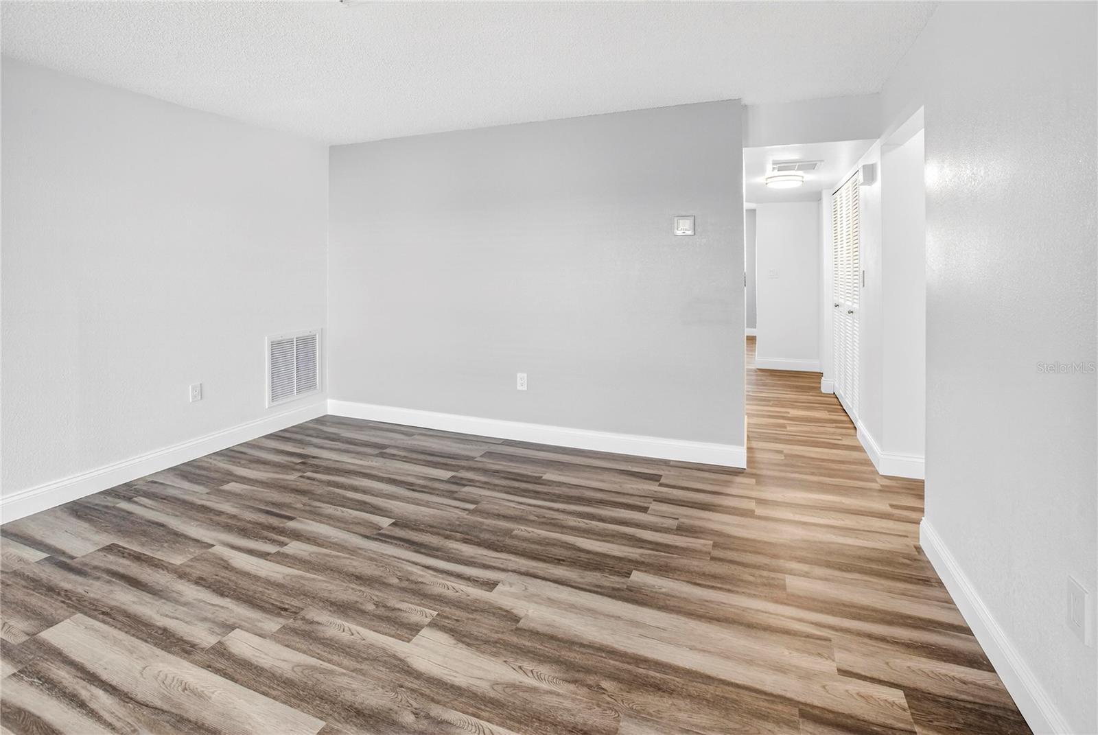 SPRINGWOOD VILLAS - Residential