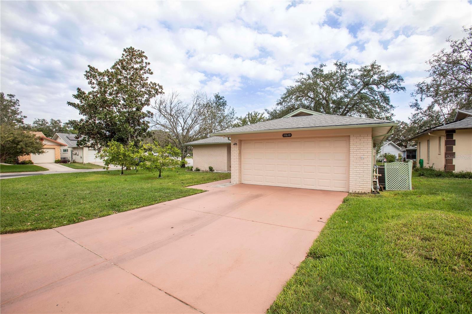 10610 MOSQUERO DRIVE