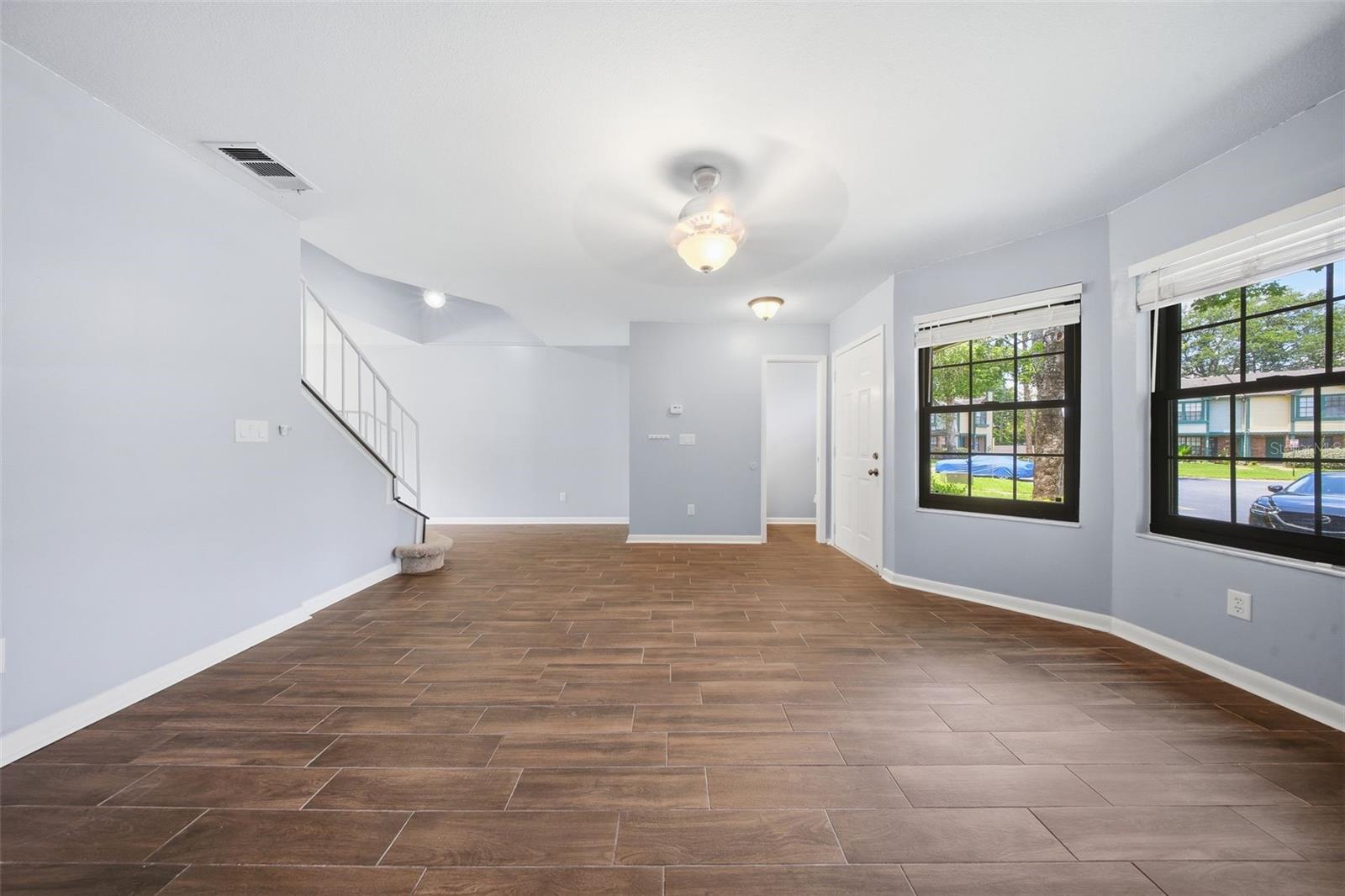 2719 CANDLEWOOD COURT