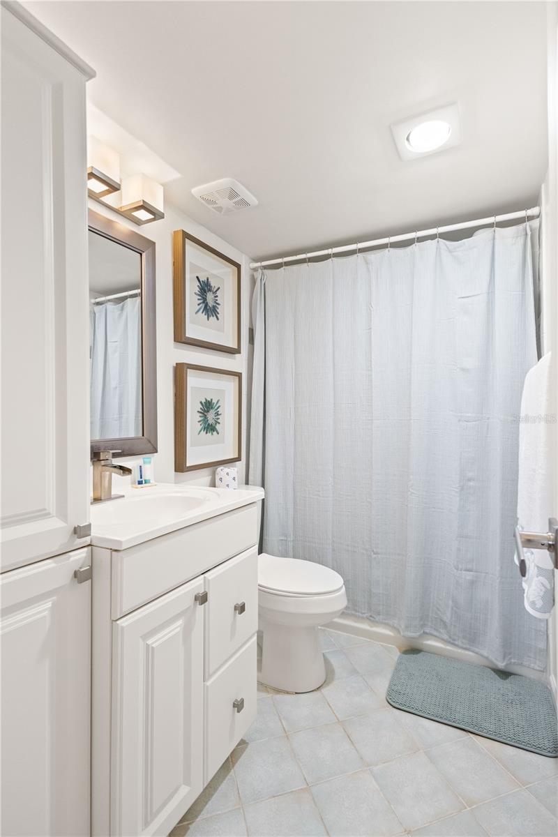 BAY TREE CLUB - Residential