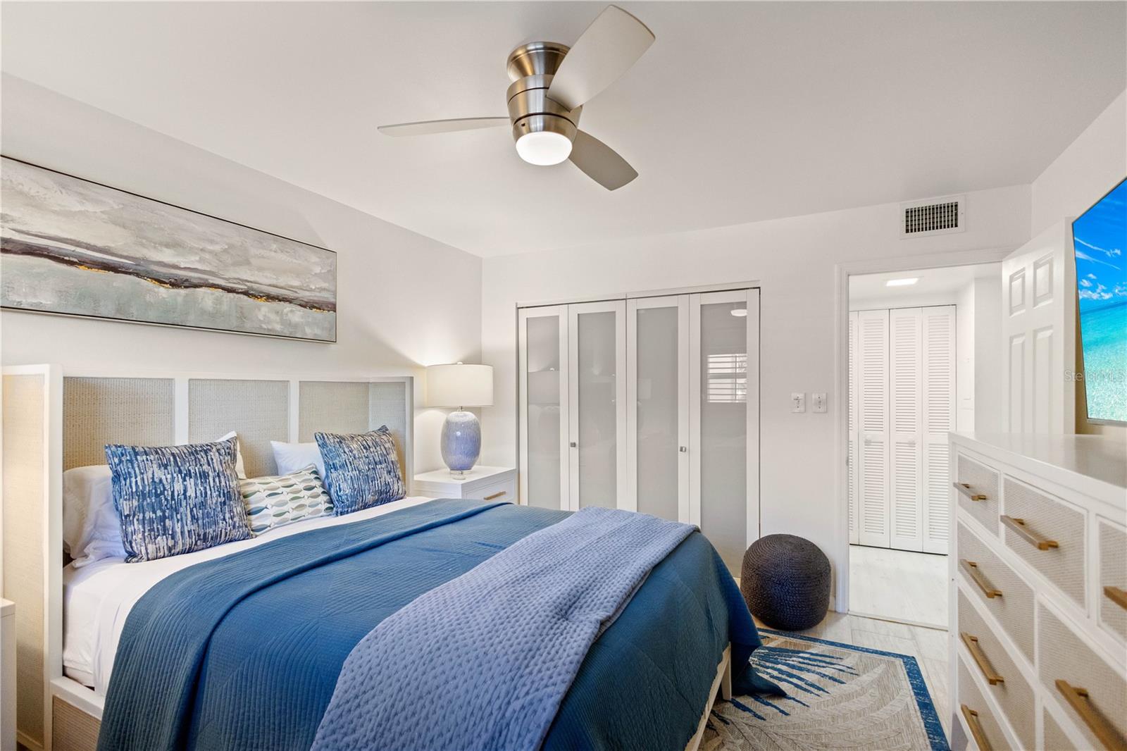 BAY TREE CLUB - Residential