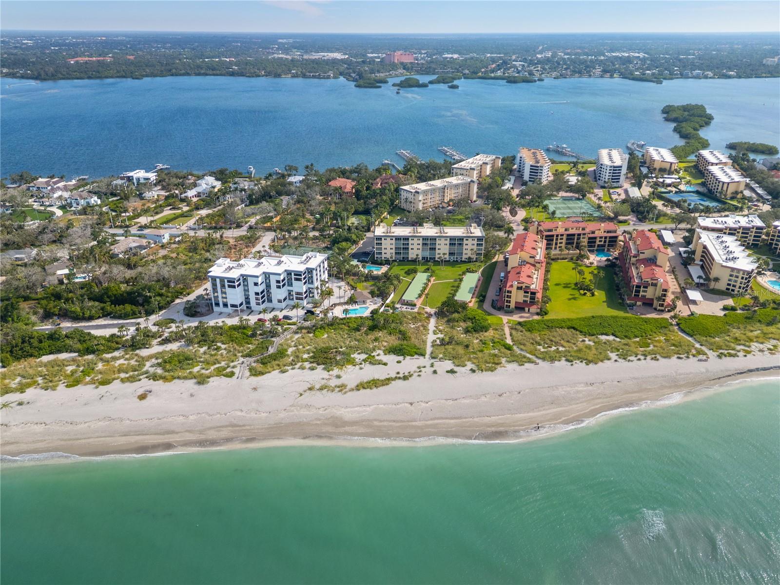 BAY TREE CLUB - Residential