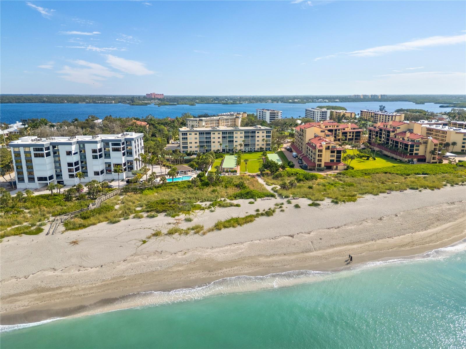 BAY TREE CLUB - Residential