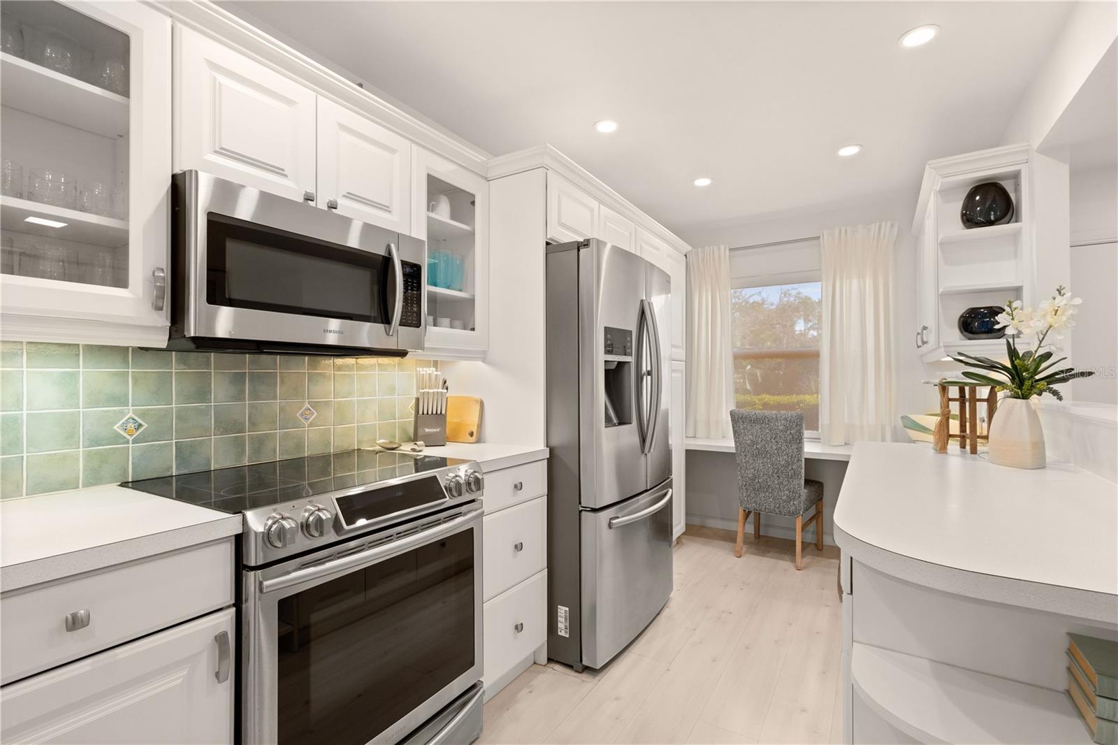 BAY TREE CLUB - Residential