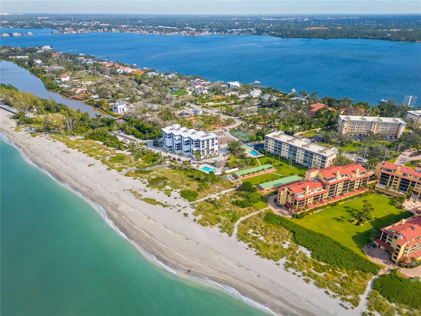 BAY TREE CLUB - Residential