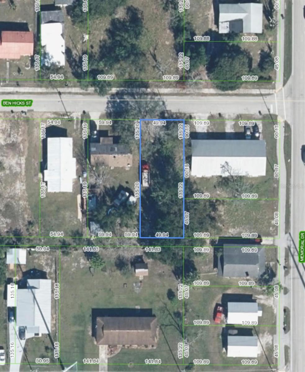 Nicely located lot with city water and sewer available. Not in a flood zone. Avon Park is centrally located in Florida just 1 hour and 30 min from Orlando, Tampa, and beaches. Close to town. Perfect opportunity for an affordable lot to build your new home.