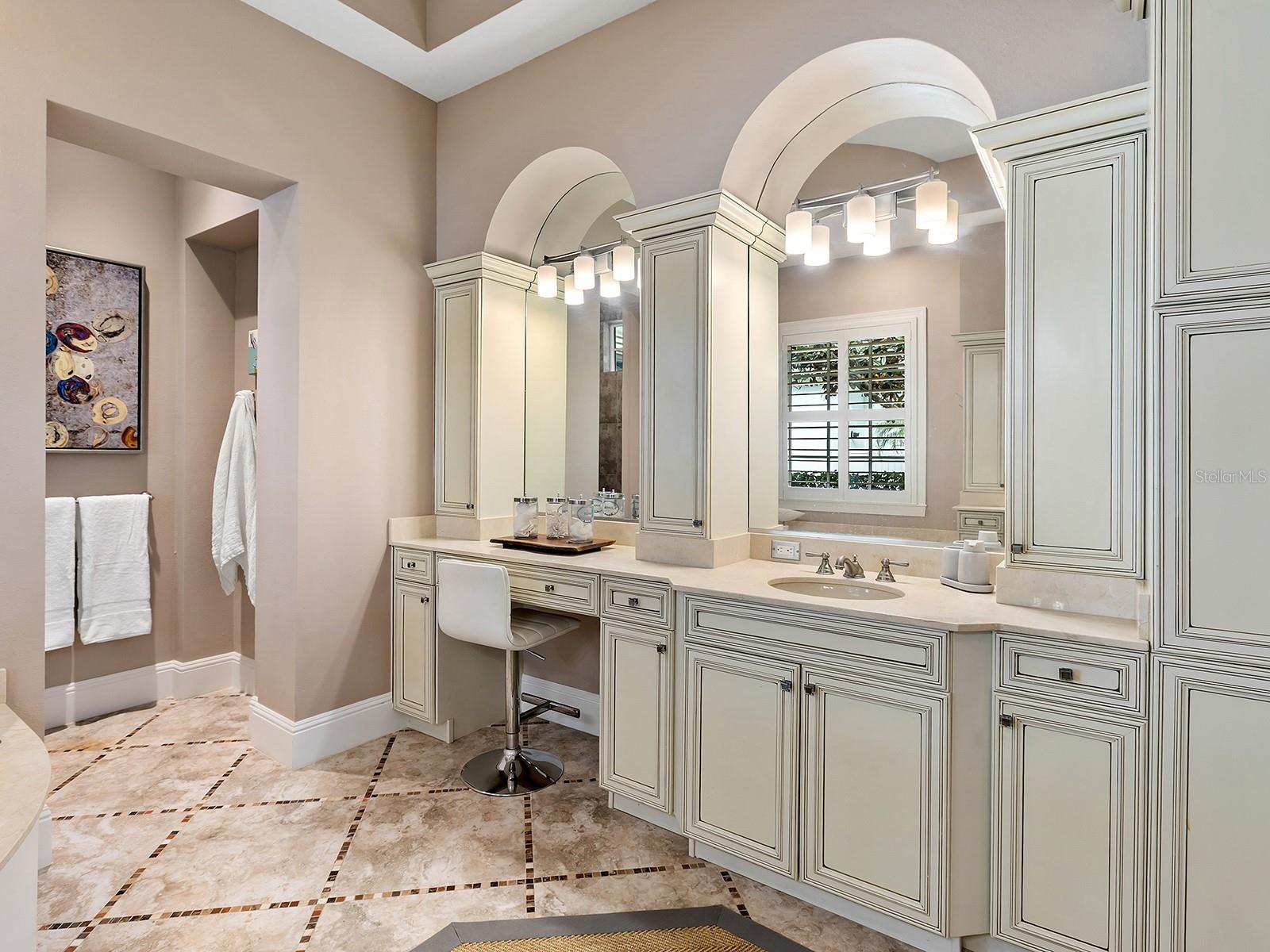 LAKE CLUB PH I - Residential