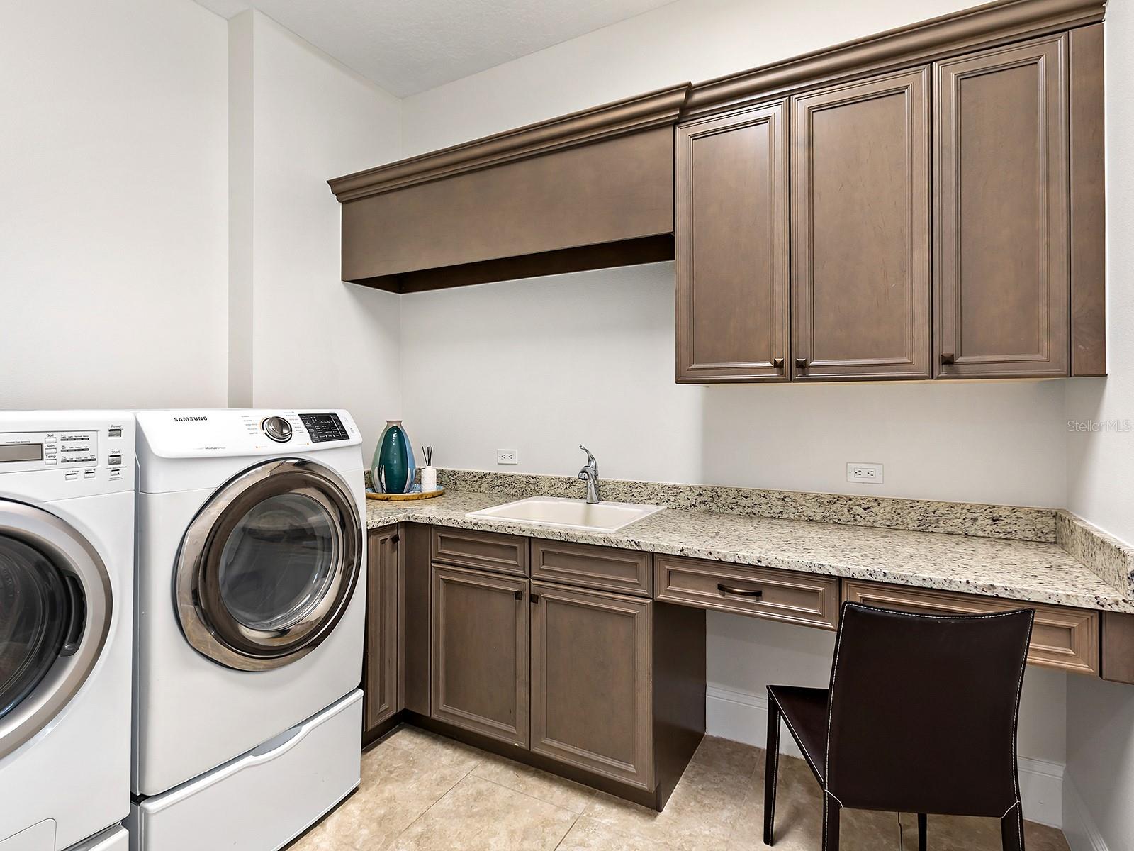 LAKE CLUB PH I - Residential