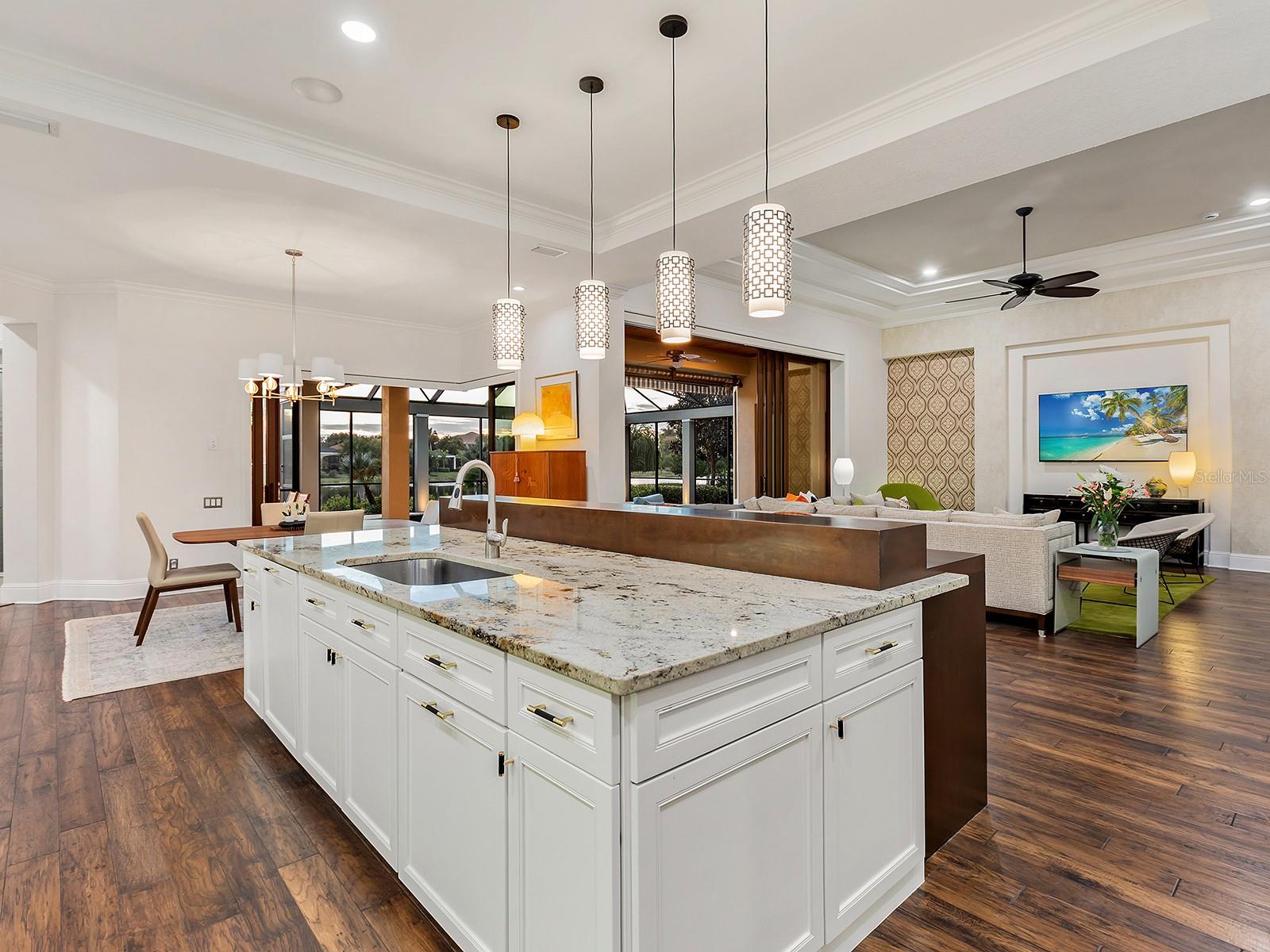 LAKE CLUB PH I - Residential