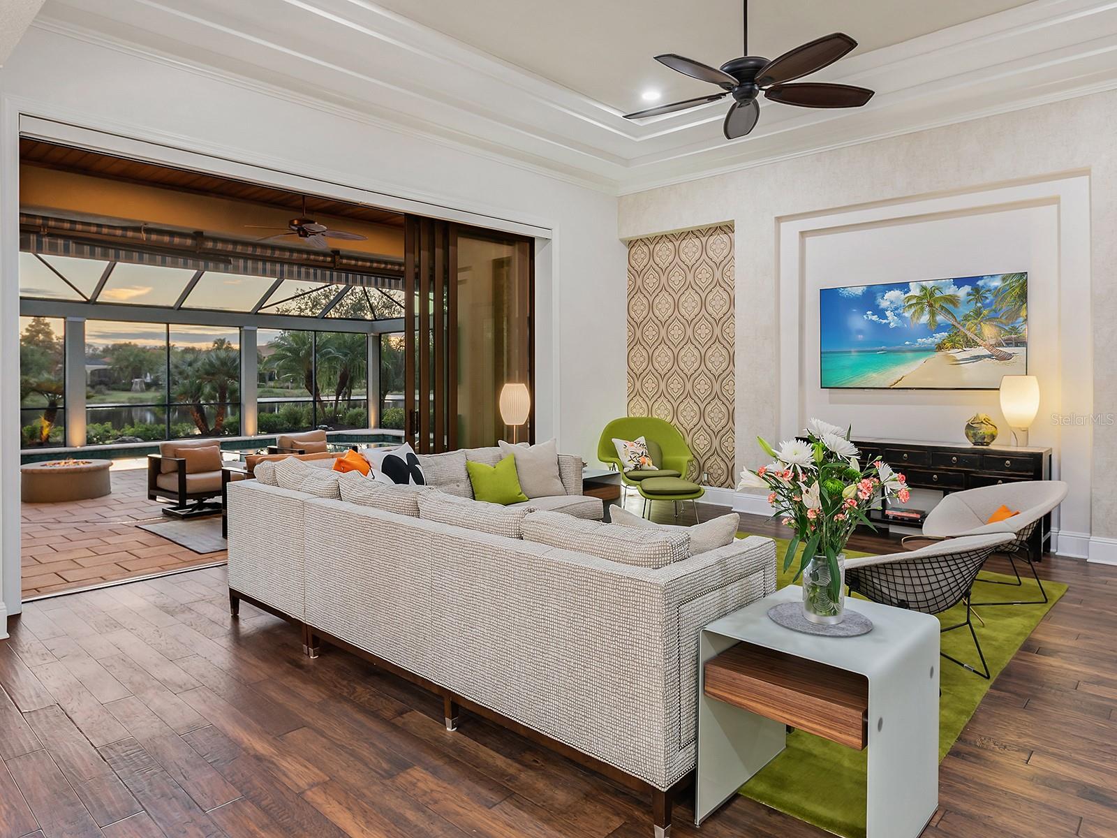 LAKE CLUB PH I - Residential