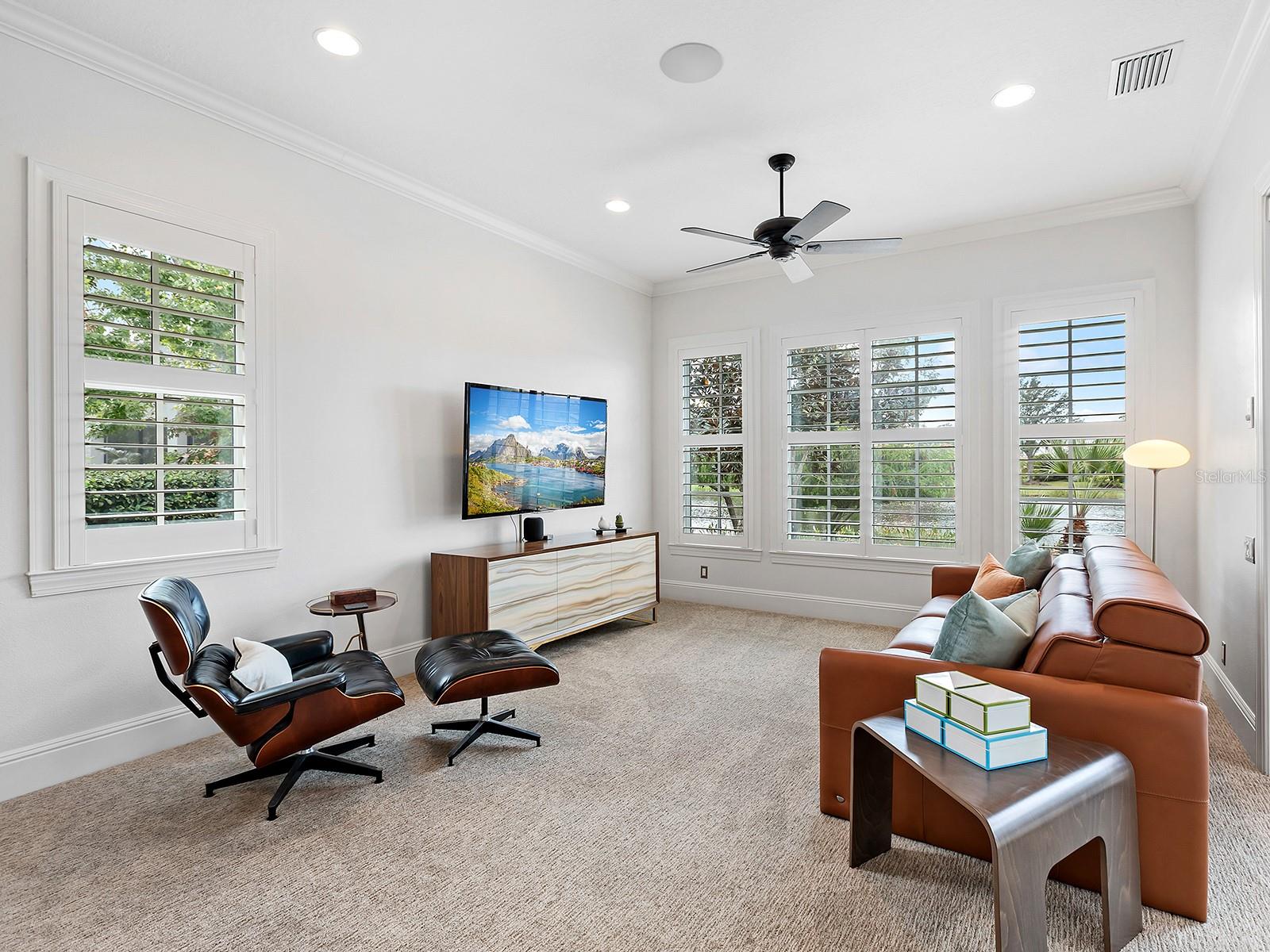 LAKE CLUB PH I - Residential