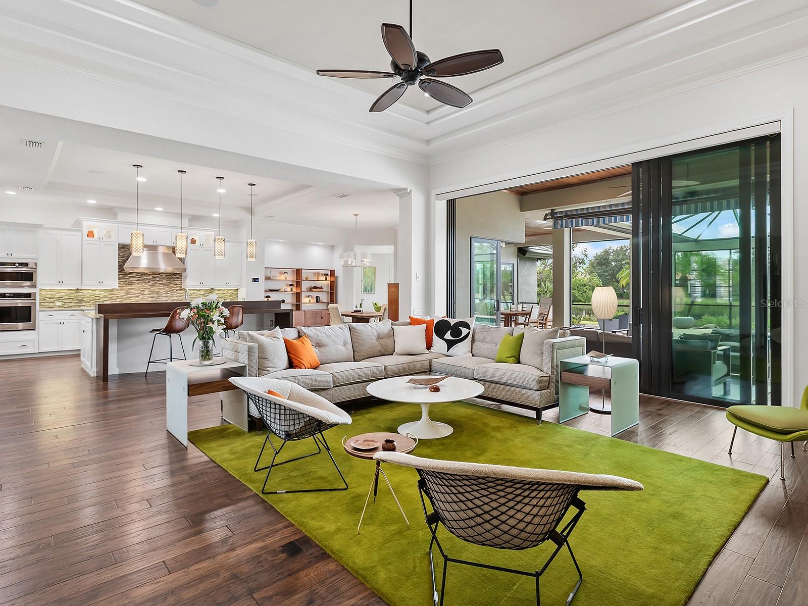 LAKE CLUB PH I - Residential